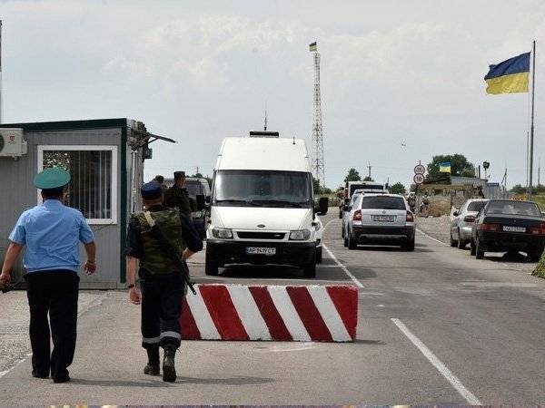 Украинские пограничники рассказали о тысячах отказов во въезде в страну - polit.ru - Россия - Украина - Крым - Крым