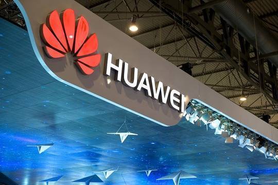 Сергей Овчинников - Huawei ведет переговоры с рядом российских компаний о покупке отечественных технологий - versia.ru - Китай - США