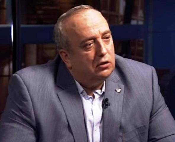 Франц Клинцевич - Сенатор оценил призыв журналиста из Германии снести памятник Победы - vm.ru - США - Германия