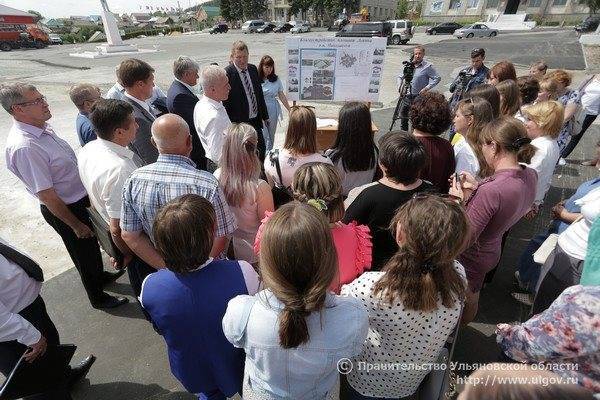 Владимир Путин - Сергей Морозов - Сергей Морозов проконтролировал ход ремонтных работ в Николаевском культурно-досуговом центре - ulpravda.ru - Николаев - Ульяновская