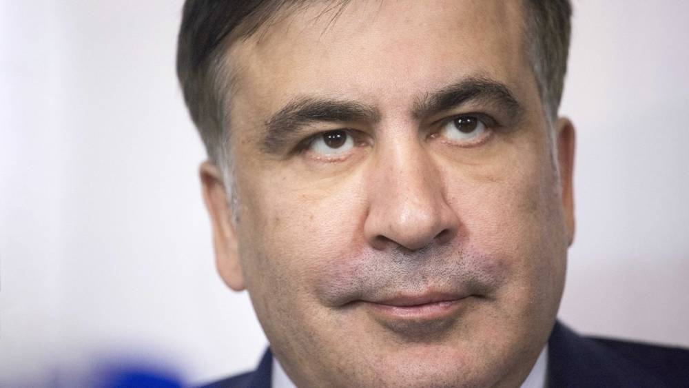 Петр Порошенко - Михаил Саакашвили - Геннадий Труханов - Саакашвили сломал руку пожилой женщине во время потасовки в Одессе - riafan.ru - Украина - Грузия - Одесса - Одесская обл.