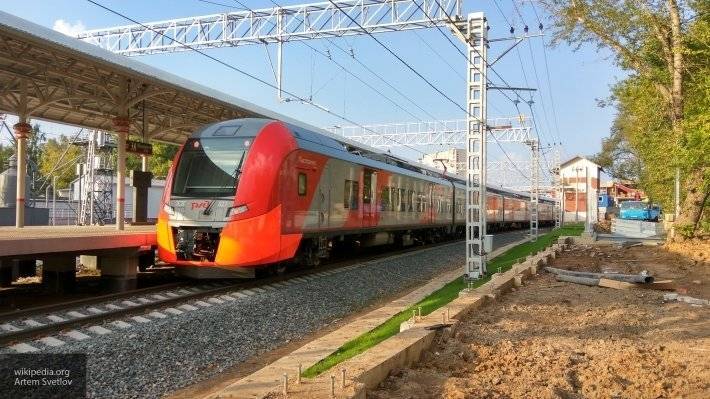 Ростех планирует заменить стекла в транспорте прозрачными дисплеями - newinform.com - Свердловская обл.