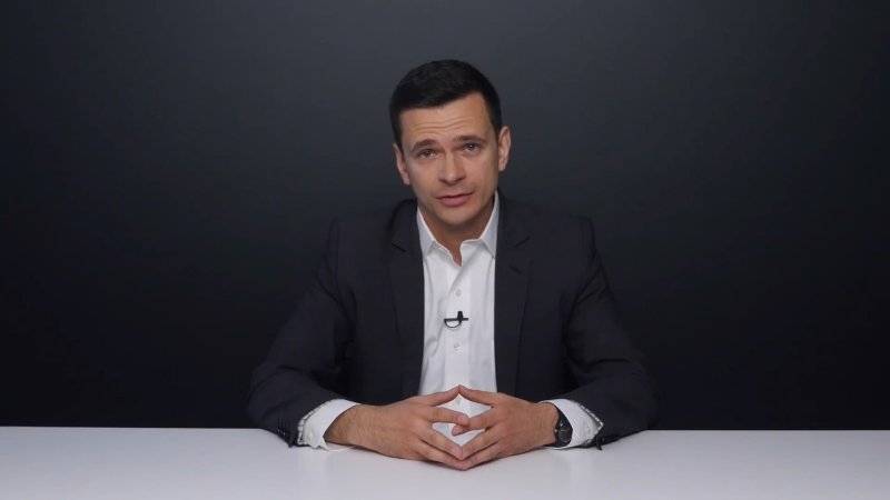 Алексей Навальный - Илья Яшин - Навальный - «Митингующие» у избиркома за Яшина получили деньги за участие - polit.info - Москва
