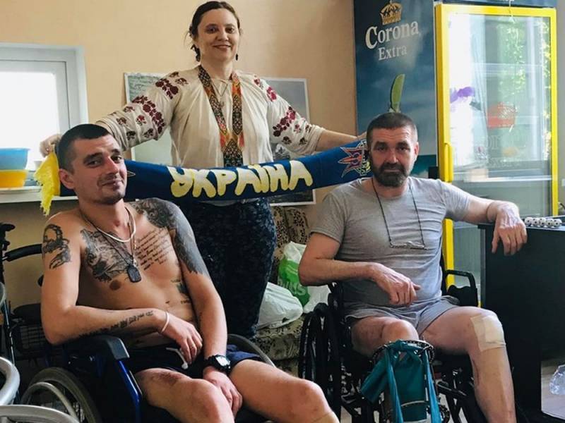 Владимир Зеленский - Петр Порошенко - Киевляне запаниковали: с Донбасса везут солдат ВСУ с тяжелейшими ранениями - topcor.ru - Киев - Русь