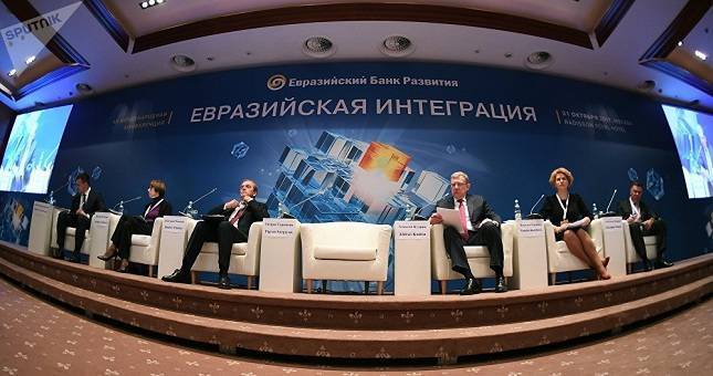 ЕАБР считает приоритетом углубление сотрудничества с Таджикистаном - dialog.tj - Россия - Армения - Казахстан - Белоруссия - Киргизия - Таджикистан