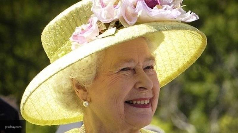 Елизавета II - Софья Алимова - Лондонская полиция задержала мужчину, перелезшего через ограду Букингемского дворца - nation-news.ru - Лондон