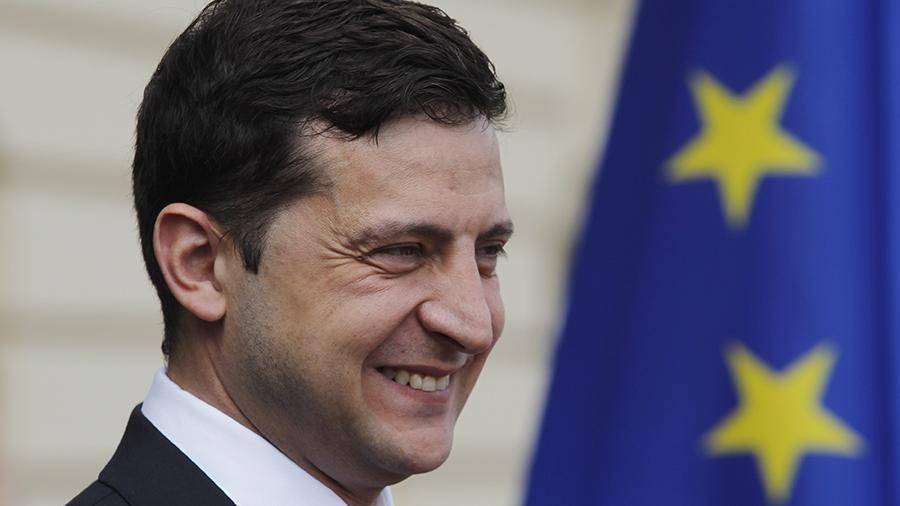 Владимир Зеленский - Владимир Путин - Петр Порошенко - В «Оппозиционной платформе» назвали Зеленского «Порошенко-2» - iz.ru - Россия - Украина