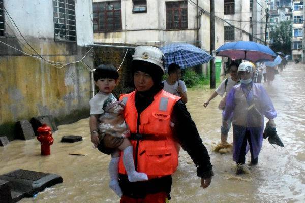 Китай переживает сильнейшие за 20 лет наводнения - trud.ru - Китай - район Гуанси-Чжуанский