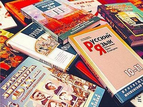 Владимир Зеленский - Петр Порошенко - Никита Потураев - Советник Зеленского предложил переименовать русский язык - polit.ru - Украина