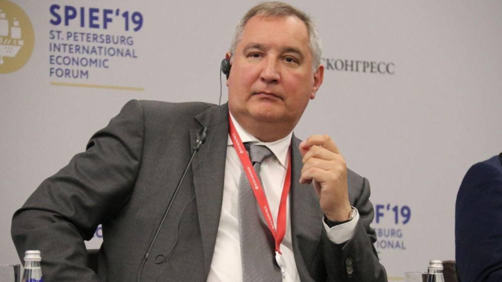 Дмитрий Рогозин - Рогозин прокомментировал запуск военных спутников с «Плесецка» - riafan.ru - Москва