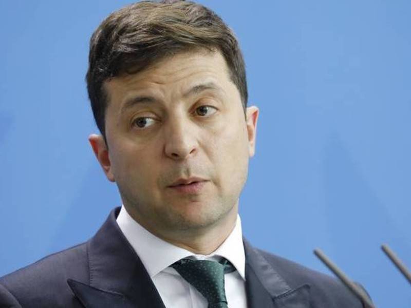 Владимир Александрович - Зеленского в Киеве назвали управляющей страной кухаркой - news.ru - Украина
