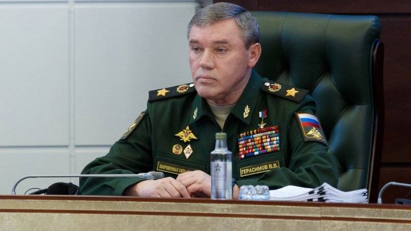 Валерий Герасимов - Герасимов и Уолтерс обсудили борьбу с террористами в Сирии и Афганистане - riafan.ru - Россия - Сирия - Афганистан