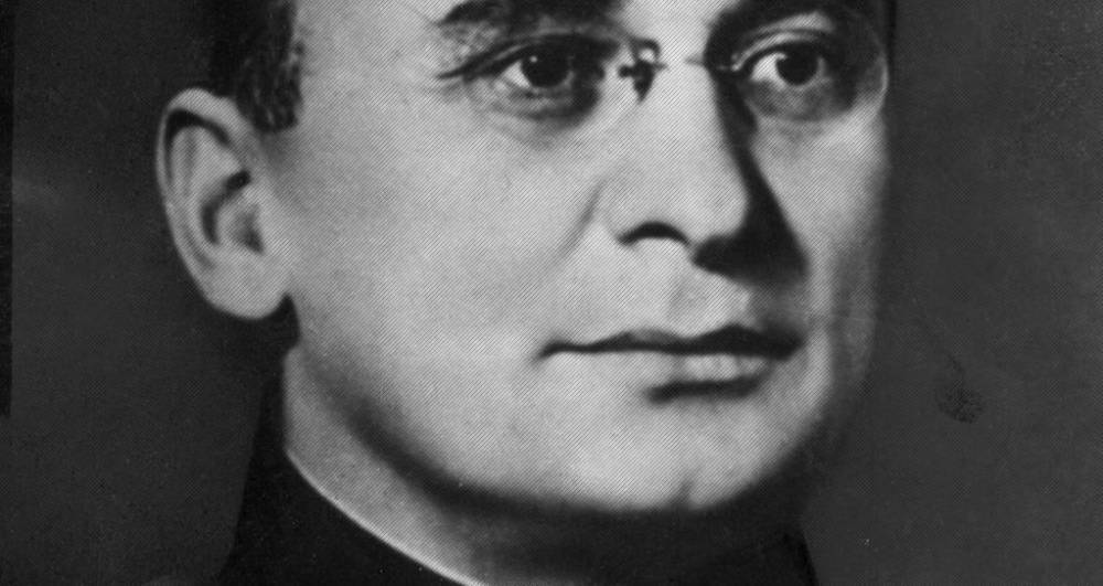 Лаврентий Берия - Охота на бериевцев. Как учителя поплатились за портрет «британского шпиона» - argumentua.com - Украина