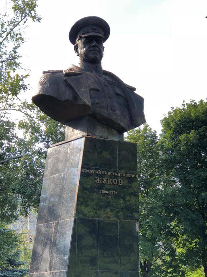 Геннадий Кернес - Георгий Жуков - Кернес еще раз вернул Жукова - politnavigator.net - Харьков