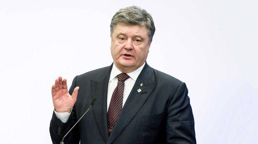 Петр Порошенко - "Коридор позора": Порошенко гонят с Украины - utro.ru - Закарпатская обл.