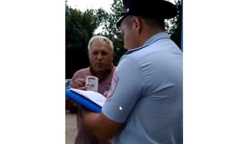 В Ростове-на-Дону эвакуировали автомобиль девушки-инвалида, припаркованный на месте для инвалидов - bloknot.ru - Ростов-На-Дону - Ростовская обл. - Ростов-На-Дону