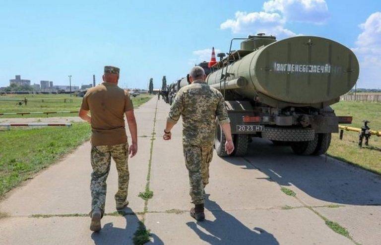 Иван Филипоненко - ВСУ в Луганской области пытаются скрыть факт хищений ГСМ: населенный пункт Попасная уже остался без топлива - news-front.info - Луганская обл. - ЛНР - район Попасной