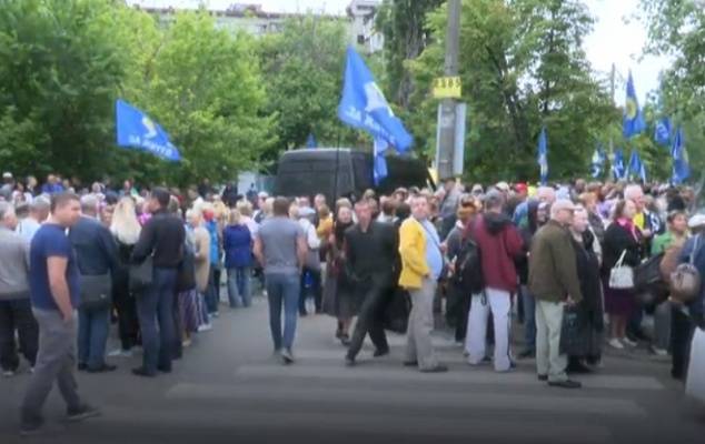 Владимир Зеленский - Владимир Путин - Нестор Шуфрич - У офиса телеканала NewsOne в Киеве прошла акция в его поддержку — Новости политики, Новости Украины — EADaily - eadaily.com - Россия - Украина