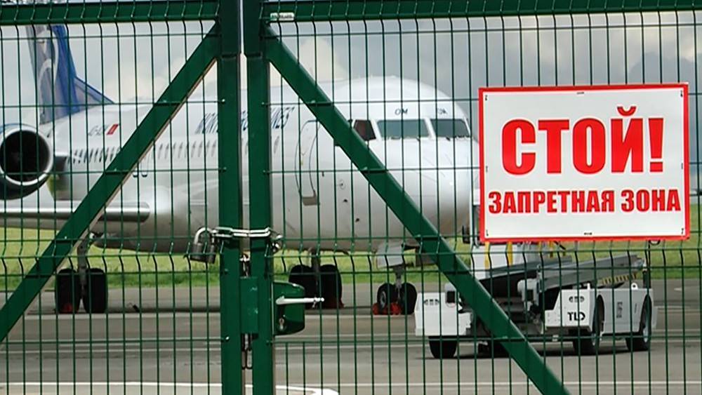 Видео с упавшим в обморок пилотом слили в Сеть - tvc.ru - Москва - Швейцария - Черногория - Калуга