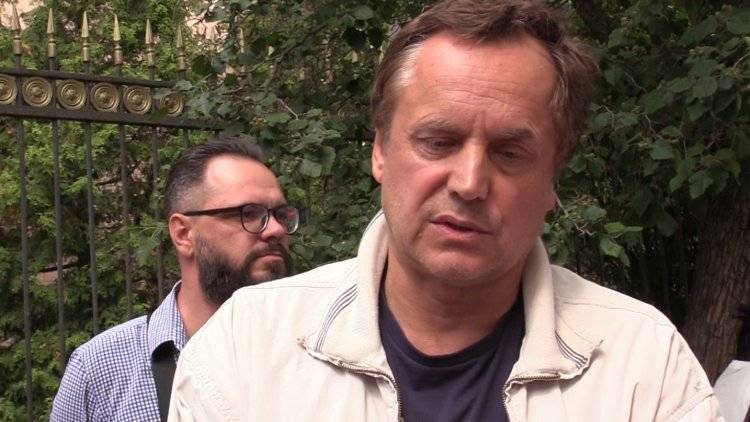 Любовь Соболь - Сергей Митрохин - Андрей Соколов - Опрос выявил самого известного кандидата в МГД от 43-го округа - polit.info - Москва - Россия - Москва