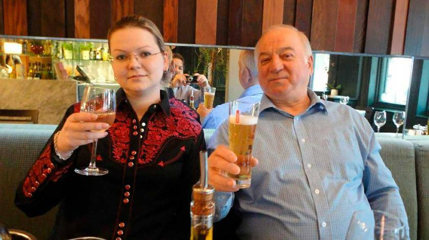 Александр Петров - Юлий Скрипаль - Сергей Скрипаль - Руслан Боширов - Похитили или сбежали?: Скрипалей потеряли в Британии - utro.ru - Москва - США - Англия - Лондон