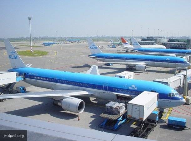 Два пассажирских самолета врезались друг в друга в Амстердаме - newinform.com - Лондон - Голландия - Мадрид - Амстердам - Амстердам