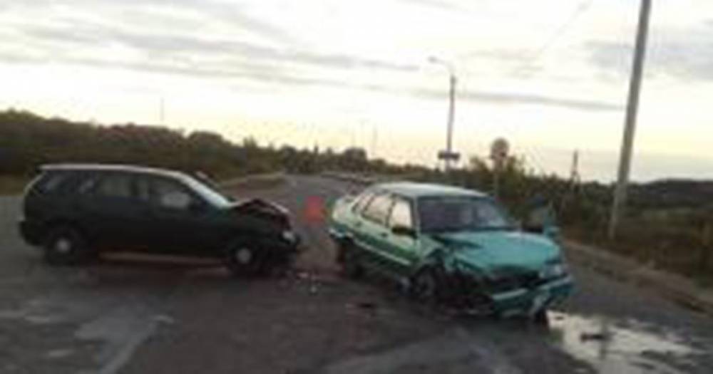 «Я здесь главный»: упрямый смолянин устроил аварию на сельской дороге - readovka.ru