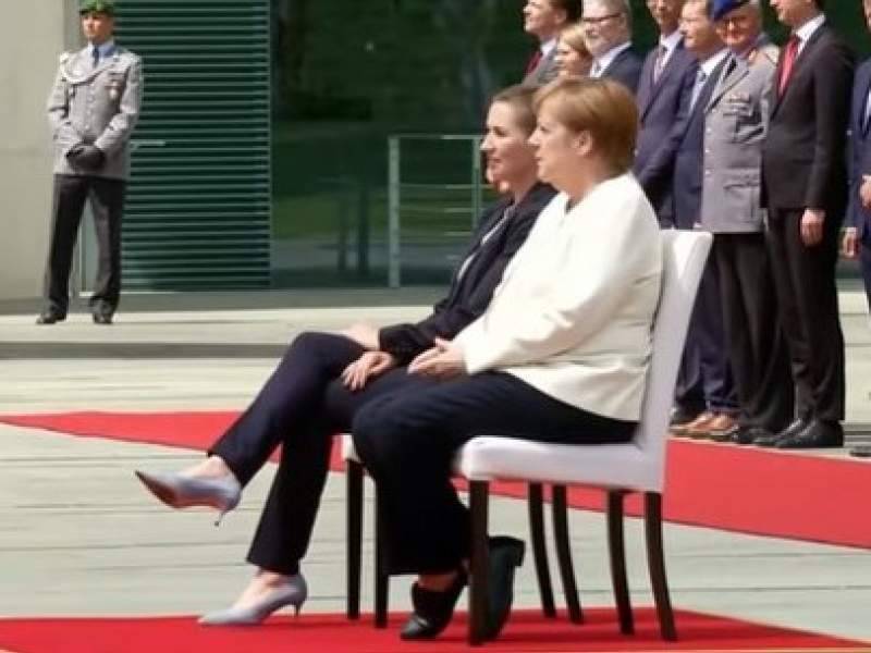 Владимир Зеленский - Ангела Меркель - Метте Фредериксен - Меркель, пережившая приступы дрожи, провела встречу на стуле - dayonline.ru - Украина - Германия - Дания