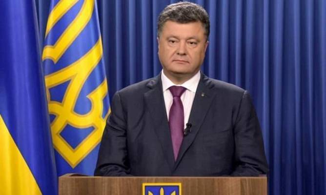 Петр Порошенко - Порошенко прогнали с митинга в Закарпатской области - 24smi.org - Москва - Россия - Украина - Киев - Закарпатская обл.