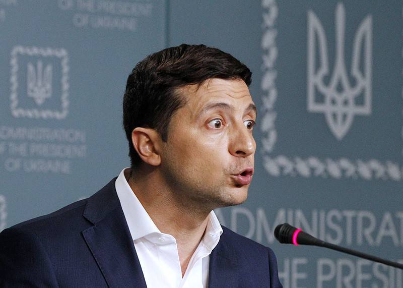 Виктор Медведчук - Владислав Сурков - Павел Климкин - Верховная Рада пошла наперекор Зеленскому - tvc.ru - Россия - Украина - Киев - Франция - Горловка - Париж