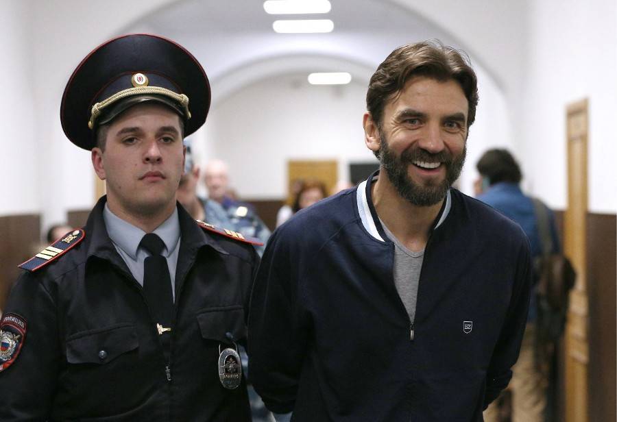 Михаил Абызов - Суды арестовали имущество Абызова на сумму более 20,6 млрд рублей - m24.ru