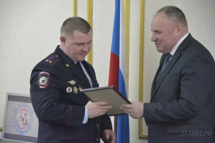 В Москве задержали начальника омской полиции за пьяный дебош в метро - rf-smi.ru - Москва - Россия - Омск