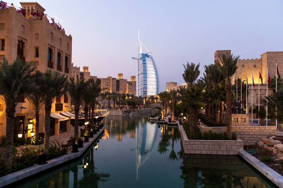 шейх Мохаммед - В Дубае ввели 30-дневное разрешение на алкоголь для туристов - m24.ru - Германия - Эмираты