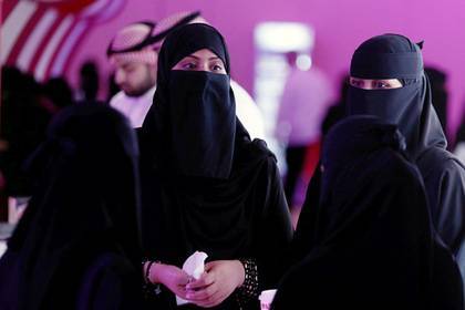 Мохаммед Бин-Салман - Саудовская Аравия сделает шаг к признанию женщины человеком - lenta.ru - Саудовская Аравия