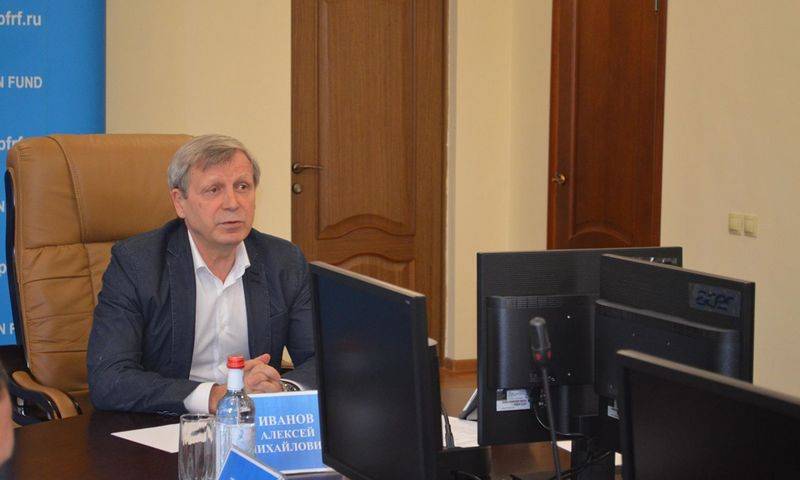 Дмитрий Песков - Алексей Иванов - Замглавы Пенсионного фонда задержали по делу о взятке - bloknot.ru - Россия