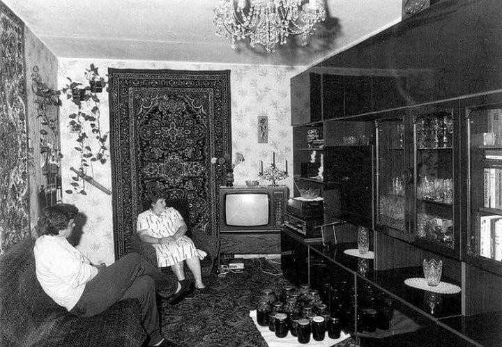 Чиновники 55 лет держали в заложниках женщину - bragazeta.ru - Улан-Удэ - респ.Бурятия - РСФСР