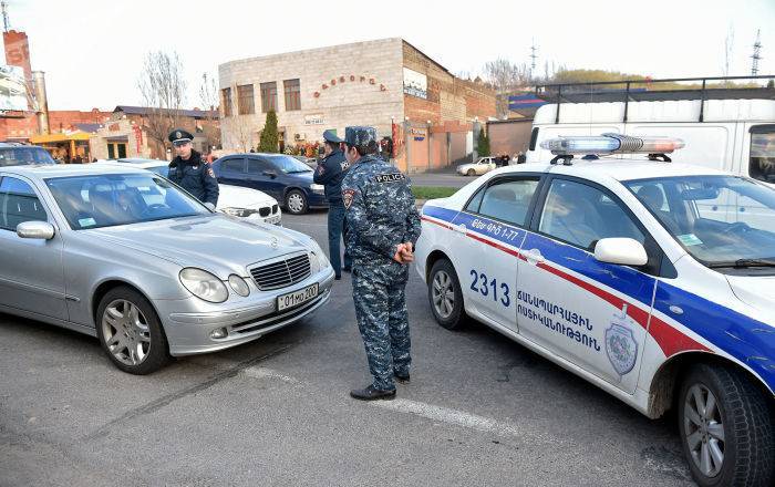 Никол Пашинян - Терпение лопнуло: злостных нарушителей на дорогах Армении будут лишать прав - ru.armeniasputnik.am - Армения