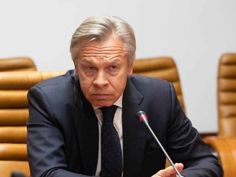 Владимир Зеленский - Алексей Пушков - Андрей Малахов - Пушков назвал Зеленского сторонником радикалов - news.ru - Россия - Украина
