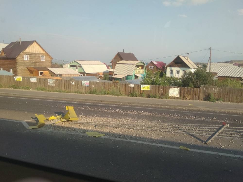 В пригороде Улан-Удэ вновь снесли разделительное ограждение - infpol.ru - респ.Бурятия - район Тарбагатайский