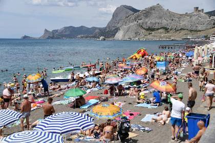 Вадим Волченко - Названы самые частые жалобы туристов в Крыму - lenta.ru - Крым