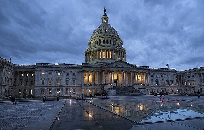 Дональд Трамп - В США приняли поправку, предусматривающую новые санкции против России - ghall.com.ua - Россия - США - Венесуэла - шт. Калифорния