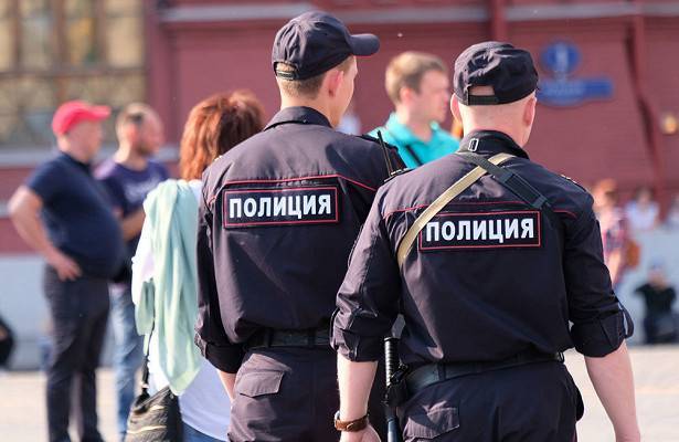 Игорь Зубов - В Госдуме решили продлить срок службы полицейским - newtvnews.ru