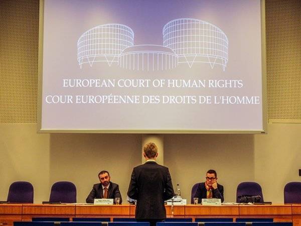 Александр Васильев - ЕСПЧ постановил выплатить пострадавшему от пыток россиянину 15 тысяч евро - polit.ru - Россия - Свердловская обл. - Первоуральск