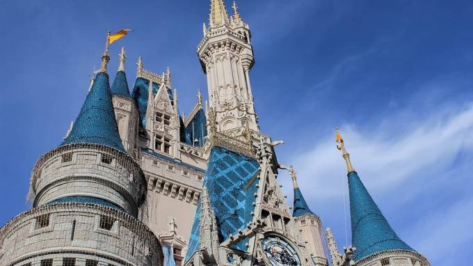 Disney заключил с "ВКонтакте" соглашение о партнерстве - piter.tv