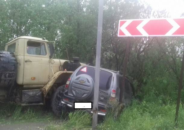 В Печоре водитель «Нивы» не уступил дорогу «Уралу» - bnkomi.ru - респ. Коми