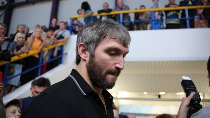 Александр Овечкин - Роджер Федерер - Криштиану Роналду - Никита Кучеров - Рафаэль Надаль - Канье Уэст - Спортдайджест: Овечкина признали лучшим игроком года в НХЛ - mir24.tv - Вашингтон