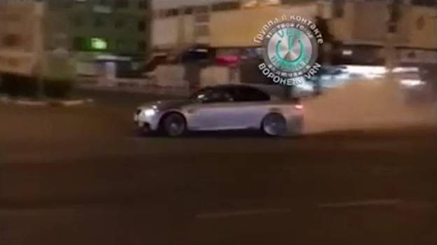 В Воронеже водителя BMW оштрафовали за попавший на видео опасный дрифт в центре города – Новости Воронежа и Воронежской области – Вести Воронеж - vestivrn.ru - Россия - Воронеж