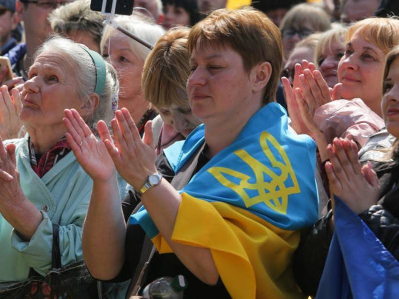 Владимир Зеленский - Петр Порошенко - В команде Зеленского задумались о переименовании России - news.ru - Россия - Украина - Зеленский