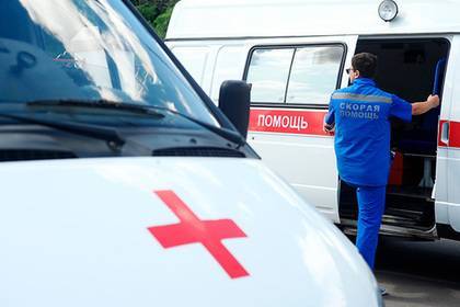 Девочка выпала из окна гостиницы в Сочи и погибла - lenta.ru - Сочи - Пуэрто-Рико - Города