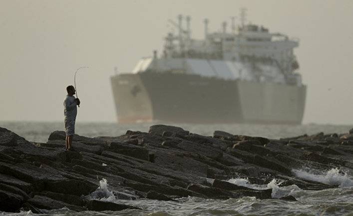 Rzeczpospolita (Польша): Украина импортирует нефть из... США - inosmi.ru - Россия - США - Украина - Киев - Гонконг - Белоруссия - Литва - Саудовская Аравия - Одесса - Полтавская обл. - Кременчуг